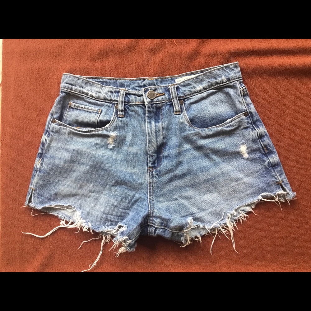 BLANK NYC PIN UP HIGH RISE JEAN SHORT SIZE 27